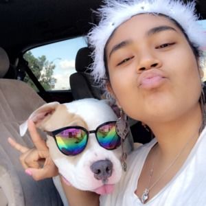 Meet your Posher, Angelica